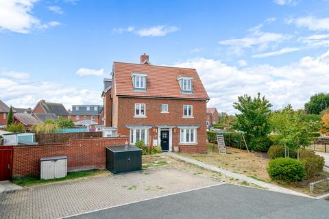 4 bedroom semi-detached house for sale, Broughton, Aylesbury HP22