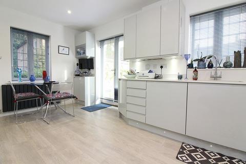 4 bedroom detached house for sale, Salisbury Close, Fairfield, Hitchin, SG5