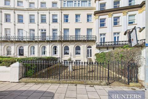 2 bedroom apartment for sale, Esplanade, Scarborough