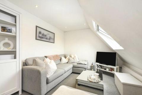 1 bedroom apartment to rent, Cricklade Road, Swindon SN2