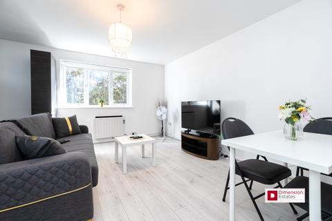2 bedroom flat to rent, Wigston Close, Edmonton, London, London, N18