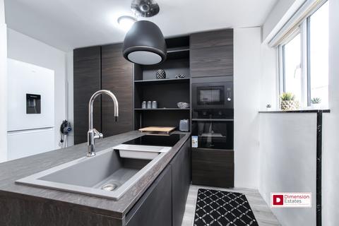 2 bedroom flat to rent, Wigston Close, Edmonton, London, London, N18