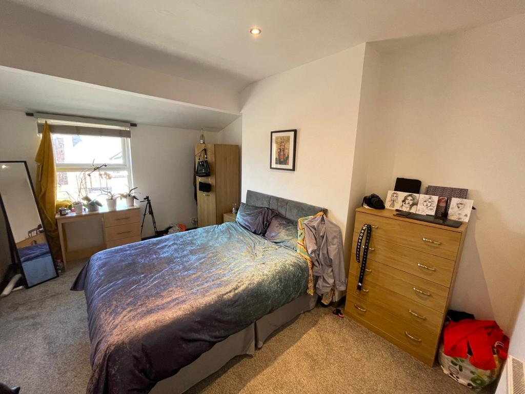 Apartment in Leeds - View 5