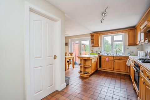 3 bedroom bungalow for sale, Gladstone Road, Southampton, Hampshire, SO19