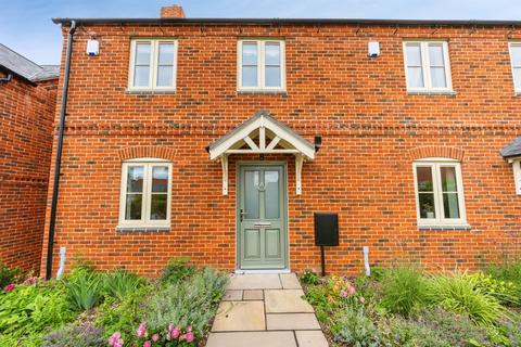 3 bedroom terraced house for sale, Stubbs Close, Stewkley, Leighton Buzzard