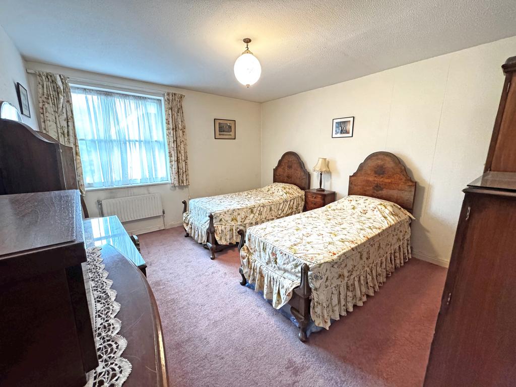Apartment in Brighton - View 4