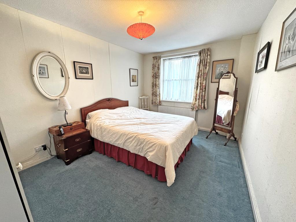 Apartment in Brighton - View 5