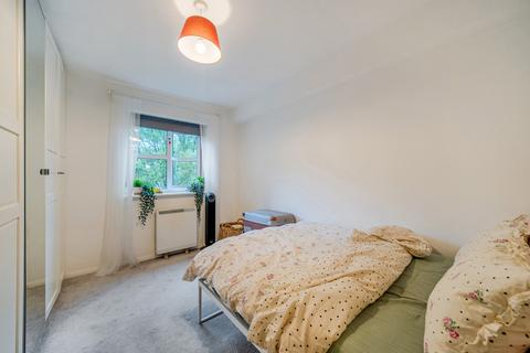 1 bedroom apartment for sale, Tarragon Grove, London