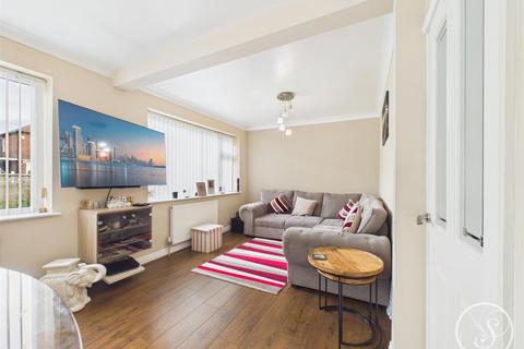 5 bedroom semi-detached house for sale, Argie Avenue, Leeds