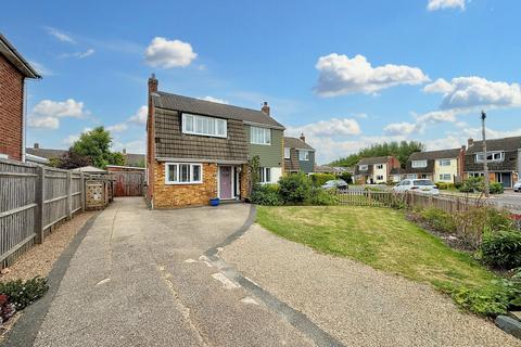 3 bedroom detached house for sale, Laurel Crescent, Grove, OX12