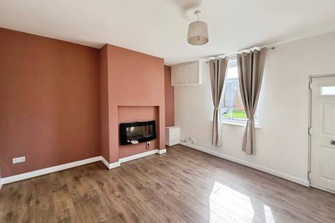 2 bedroom terraced house to rent, Bolton Road, Aspull, Wigan, WN2