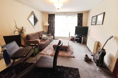 2 bedroom flat for sale, Eastwood Court, Benton, Newcastle upon Tyne, NE12