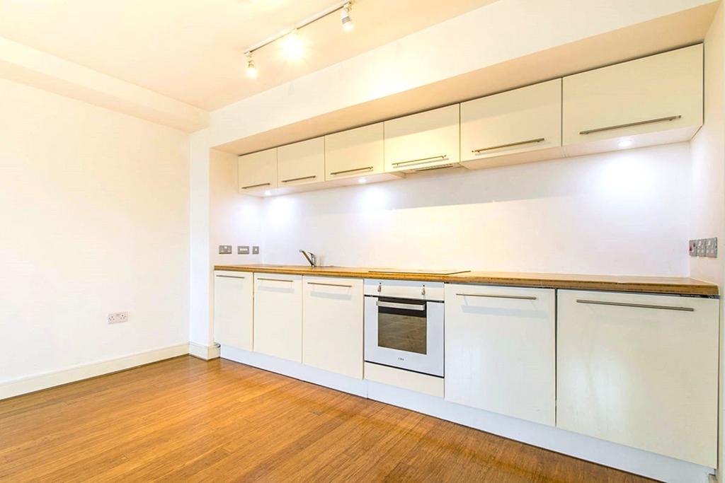 Apartment in West Yorkshire - View 5