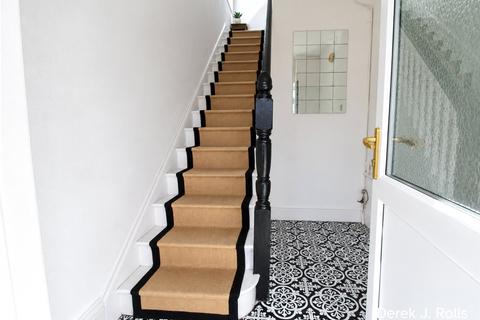 1 bedroom apartment for sale, Ensbury Park Road, Bournemouth, Dorset, BH9