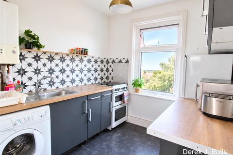 1 bedroom apartment for sale, Ensbury Park Road, Bournemouth, Dorset, BH9