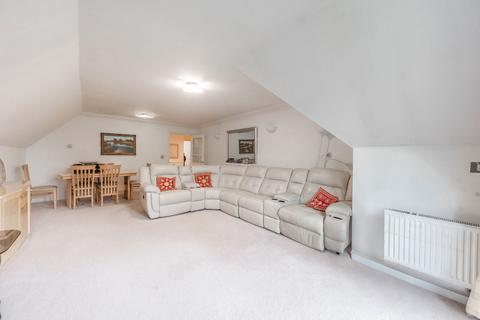 2 bedroom flat for sale, Marsh Point, Marsh Road, Pinner, HA5
