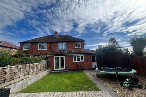 3 bedroom semi-detached house to rent, Scalford Road, Melton Mowbray