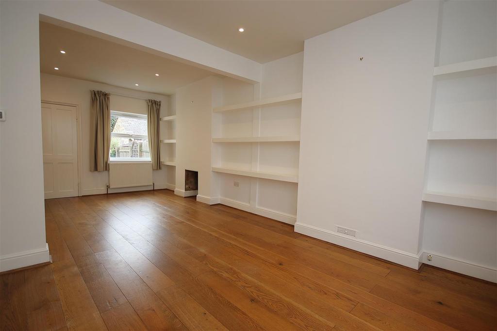 House in Cambridge, Romsey - View 3