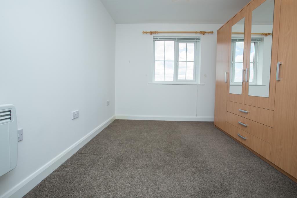 Apartment in Leeds - More
