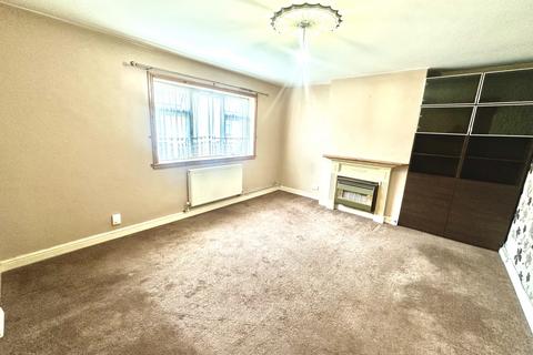 2 bedroom flat to rent, Little Gearies, Ilford, IG6