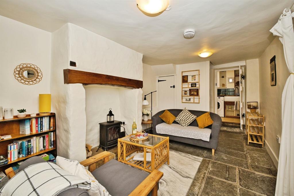 House in Crewkerne - View 2