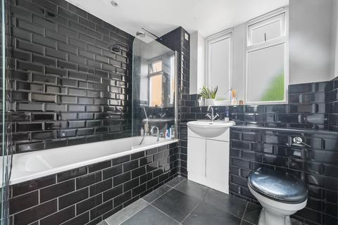 2 bedroom apartment to rent, Penshurst Road, South Hackney, London, E9