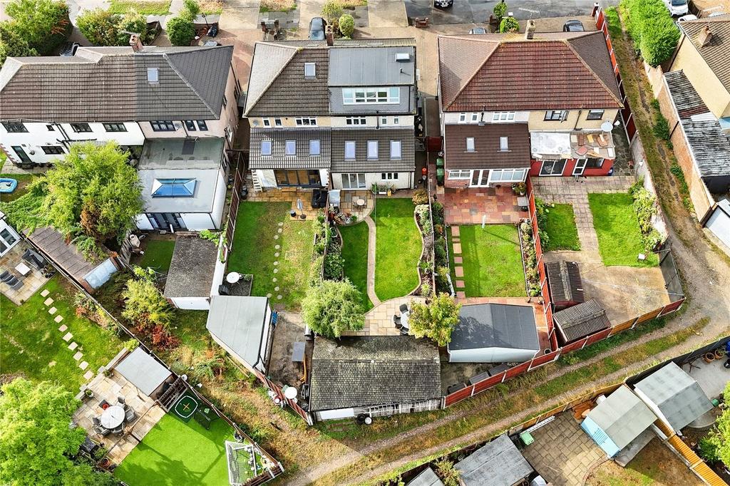 House in Romford - View 3