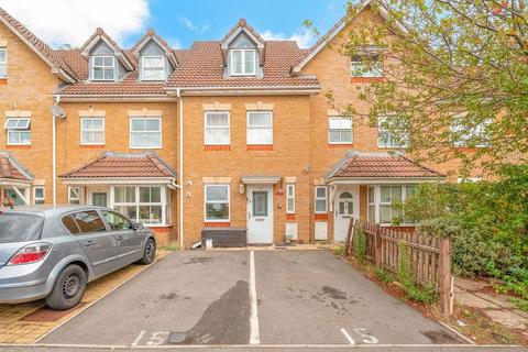 3 bedroom terraced house for sale, Arklay Close, Uxbridge UB8
