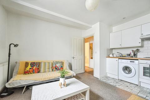1 bedroom apartment for sale, High Street, Calne