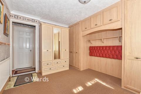 3 bedroom end of terrace house for sale, Kingfisher Road, Birds Estate, Larkfield, Kent