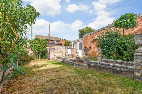 3 bedroom end of terrace house for sale, Kingfisher Road, Birds Estate, Larkfield, Kent