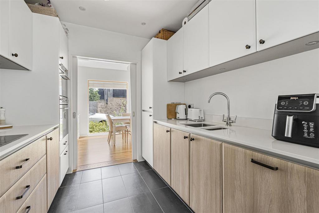 House in Trumpington - View 4