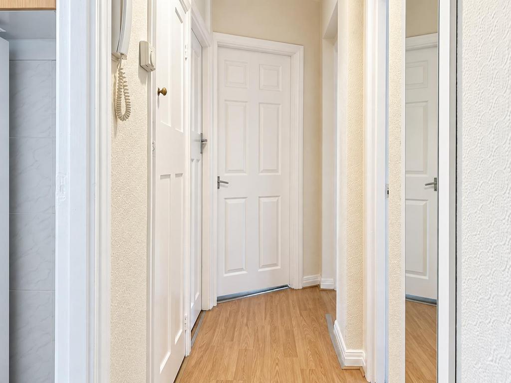 Apartment in London - View 2