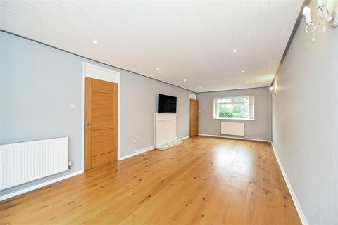 4 bedroom detached house to rent, Hillsboro Road, Bognor Regis