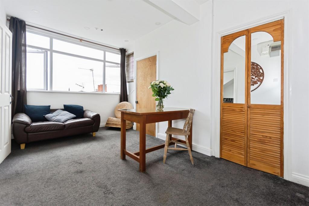 Apartment in Birmingham - View 2