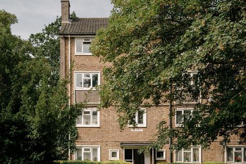 2 bedroom flat for sale, Sydenham Park Road, Sydenham, London