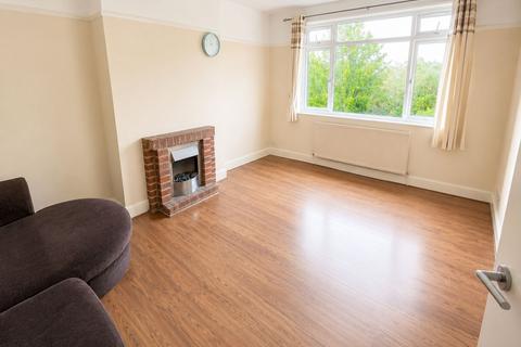 1 bedroom flat to rent, Pershore Close, Ilford IG2