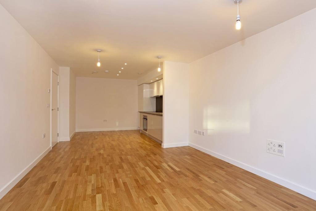 Apartment in Brentford - View 2