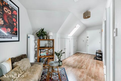 1 bedroom apartment for sale, Shire Place, The Ham, Brentford
