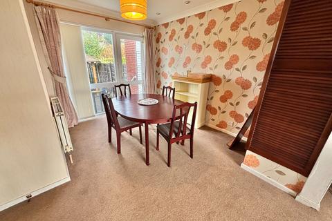 3 bedroom semi-detached house for sale, Belmont Avenue, Oldham, OL4