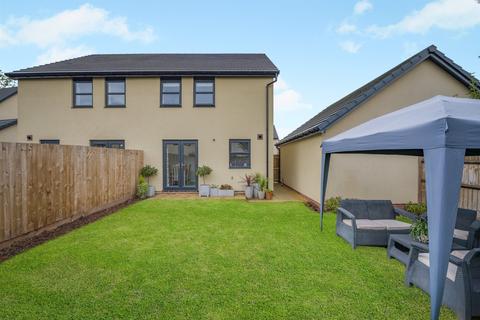 3 bedroom semi-detached house for sale, Shipyard Close, Chepstow
