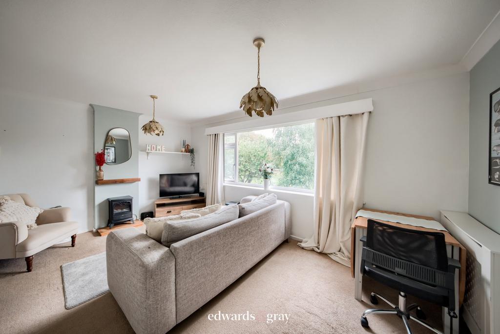Apartment in Castle Bromwich - More