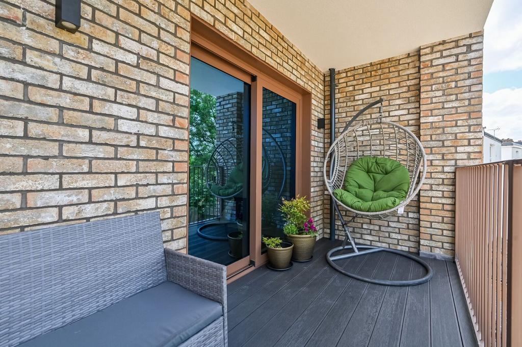 Apartment in London - View 4