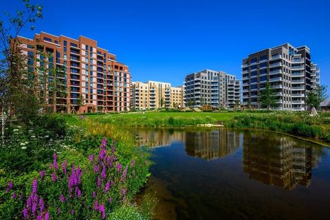2 bedroom flat for sale, Lombard Square, Plumstead SE28