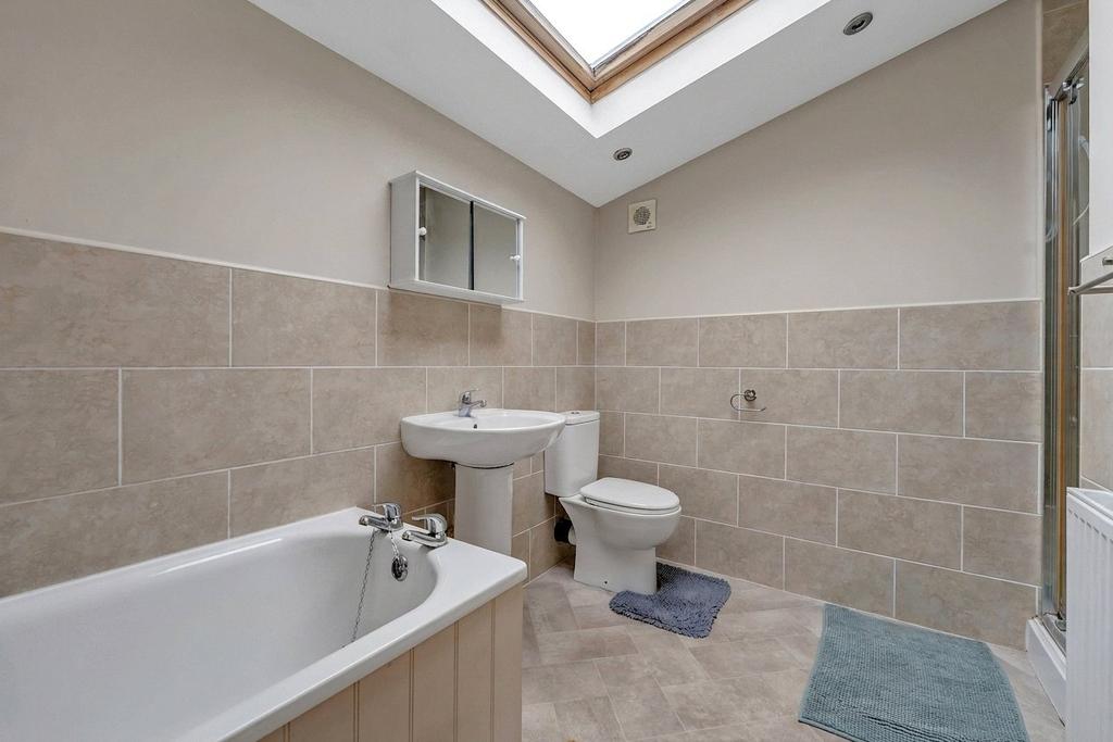 Apartment in Bristol, St George - View 5