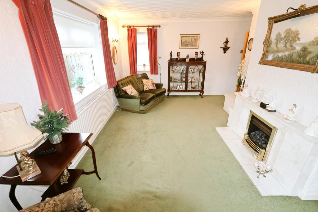 House in Wrexham, Gresford - View 3
