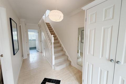 4 bedroom detached house for sale, Chanticleer Close, Wrexham LL13