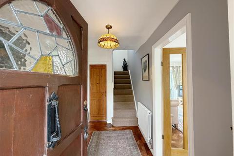 4 bedroom detached house for sale, Kingsmills Road, Wrexham LL13