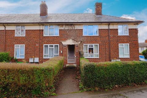 2 bedroom flat for sale, Russell Grove, Wrexham LL12