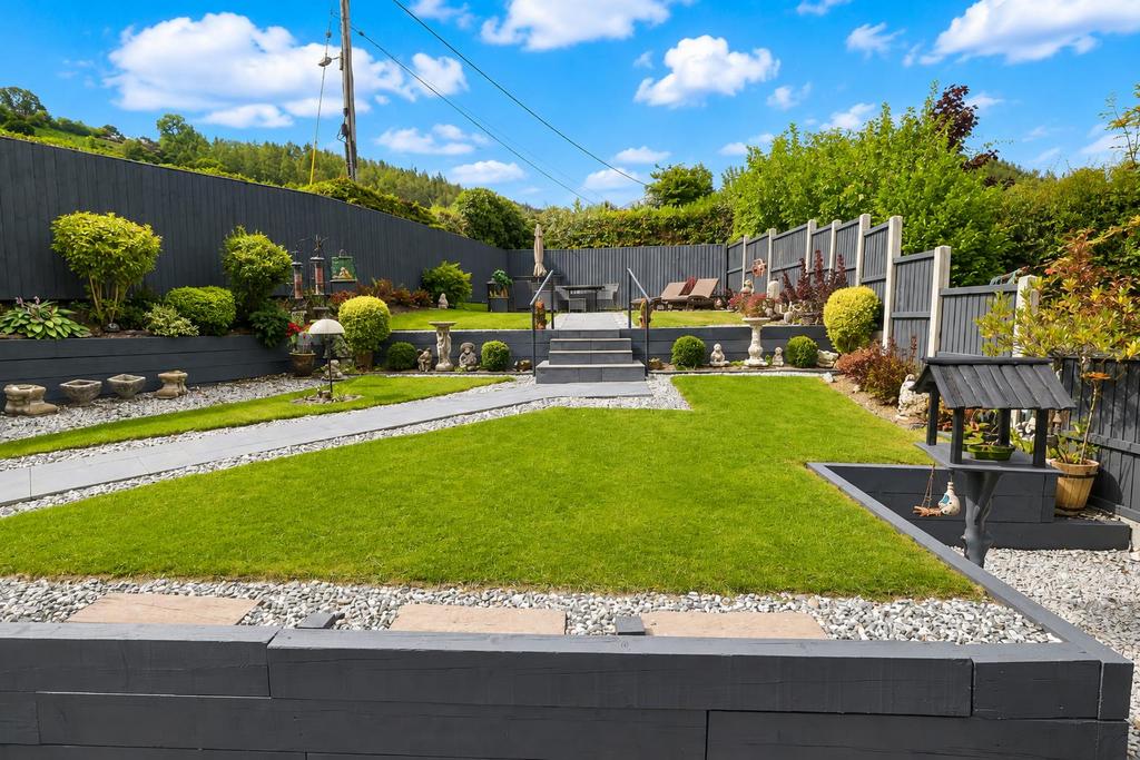 House in Llangollen - View 2